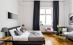 Cracovian Apartment - Loft Affair